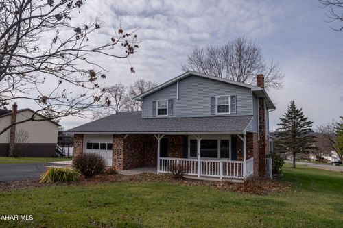 281 Fay St, Hollidaysburg, PA, 16648-9639 | Card Image