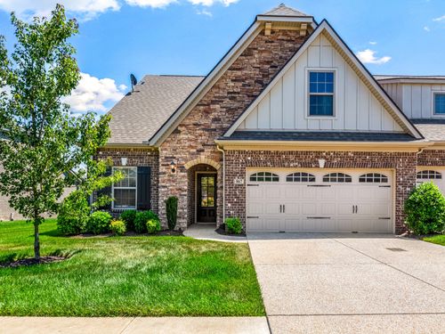 867 Meadowcrest Way, Lebanon, TN, 37090-1406 | Card Image