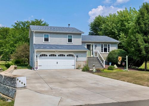 3624 Crestwood Dr, Erie, PA, 16510-2433 | Card Image