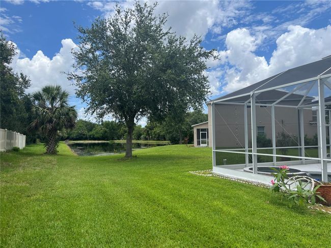 5966 Willows Bridge Loop, House other with 4 bedrooms, 4 bathrooms and null parking in ELLENTON FL | Image 6