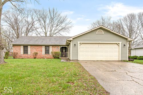 537 Nelson Dr, Brownsburg, IN, 46112-1101 | Card Image