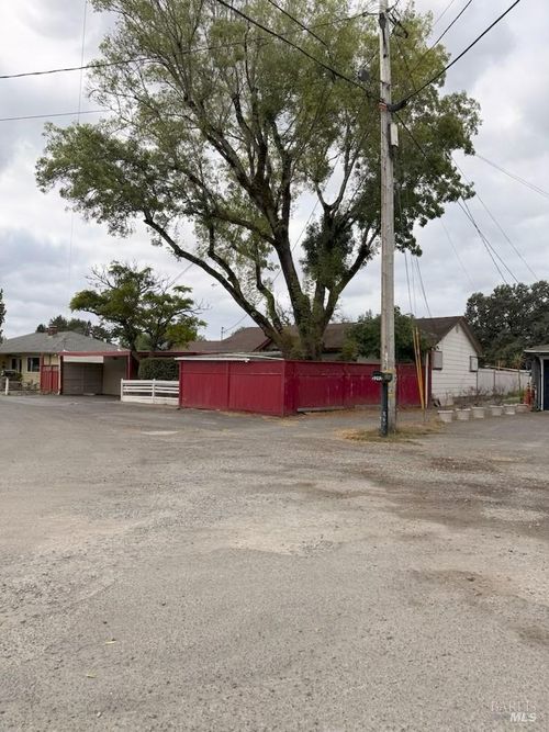 2283 W Hearn Avenue, Santa Rosa, CA, 95407 | Card Image