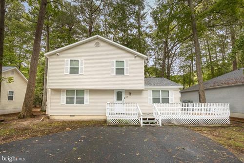 63 Newport Dr, OCEAN PINES, MD, 21811-1810 | Card Image