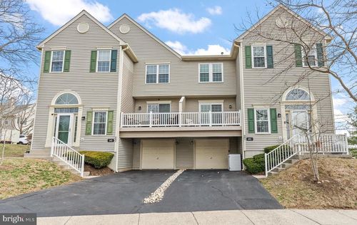491 Stoneglen St, COLLEGEVILLE, PA, 19426-3946 | Card Image