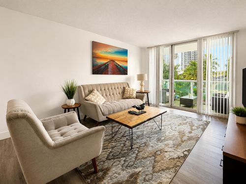 301-19370 Collins Ave, Sunny Isles Beach, FL, 33160-2240 | Card Image