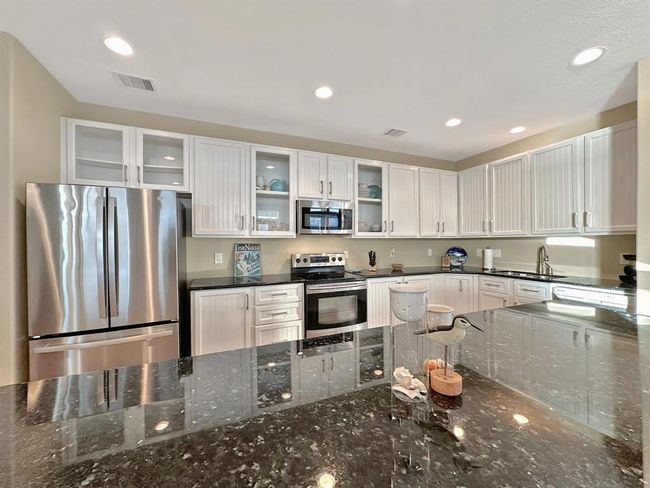 126 Linda St, House other with 4 bedrooms, 3 bathrooms and null parking in Anahuac TX | Image 28