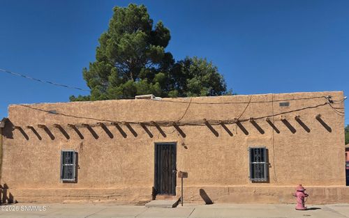 343 E Bowman Ave, Las Cruces, NM, 88001-3503 | Card Image