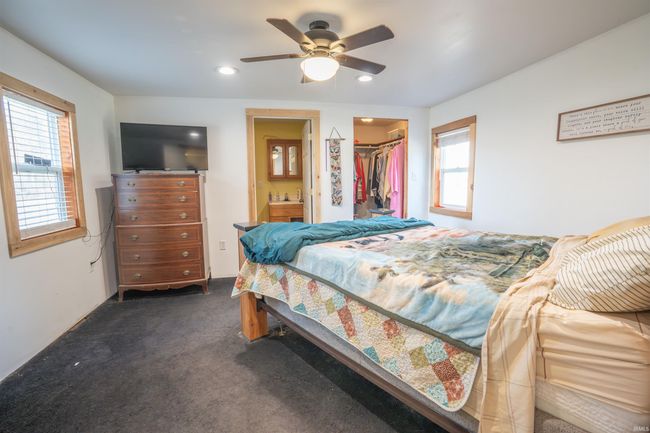 9315 E 150 N, House other with 3 bedrooms, 2 bathrooms and null parking in Grovertown IN | Image 22