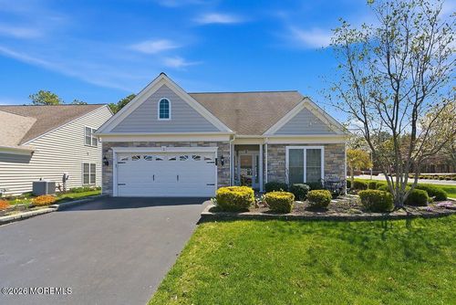 2 Chalfont Ln, Manchester, NJ, 08759-7300 | Card Image