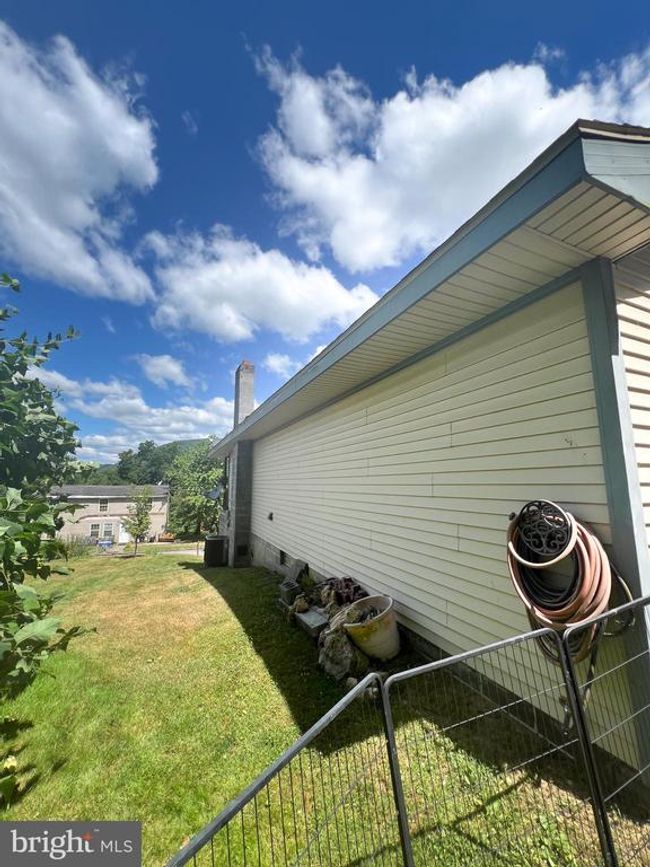 540 Highland Ave, House other with 3 bedrooms, 1 bathrooms and null parking in BURNHAM PA | Image 26