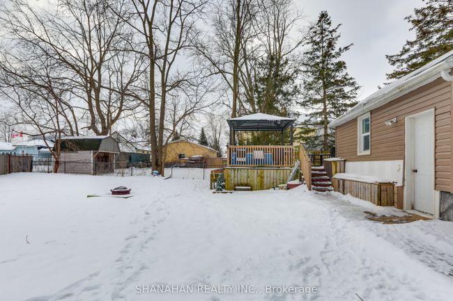 5338 Nauvoo Rd, House other with 3 bedrooms, 2 bathrooms and 3 parking in Warwick ON | Image 23