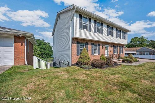 136 Conroy St, Scranton, PA, 18505-2822 | Card Image