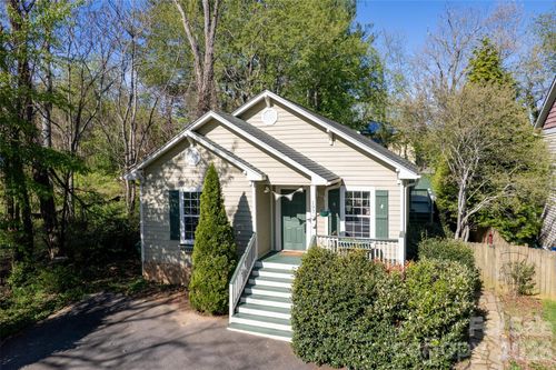 197 Deaver St, Asheville, NC, 28806-4241 | Card Image