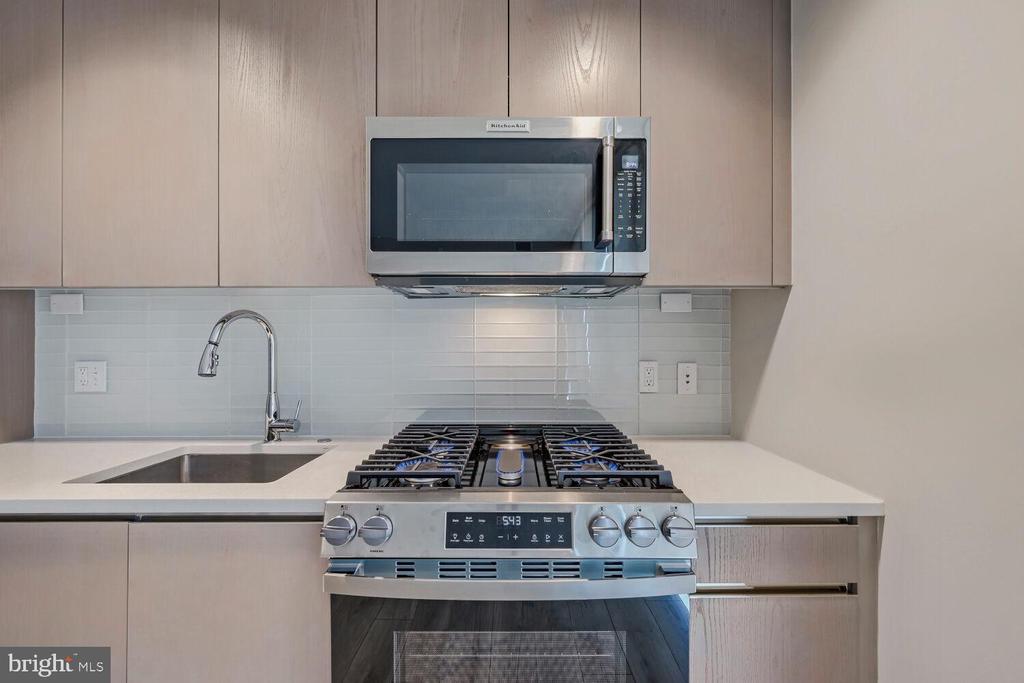 Residential in ROCKVILLE 5