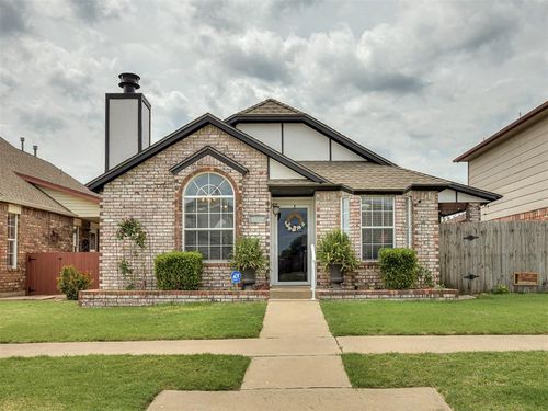 1510 Sw 23rd St, Moore, OK, 73170-7472 | Card Image