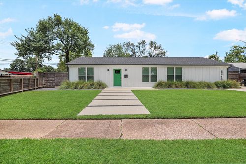 8416 Montridge Dr, Houston, TX, 77055-1422 | Card Image