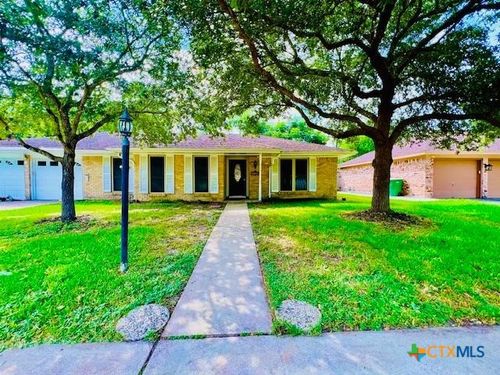 1507 Plantation Rd, Victoria, TX, 77904-2284 | Card Image