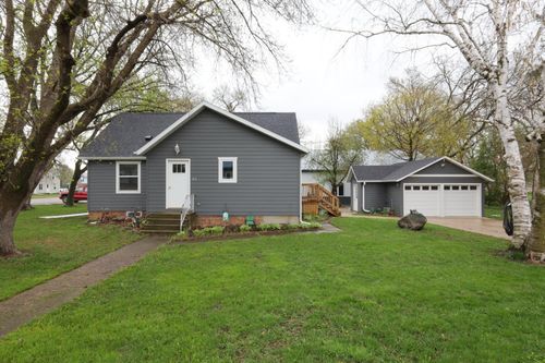 102 S 3rd St, Wallingford, IA, 51365-7714 | Card Image