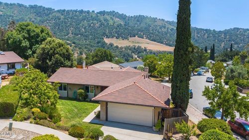 616 Katherine Ave, Oak View, CA, 93022-9222 | Card Image