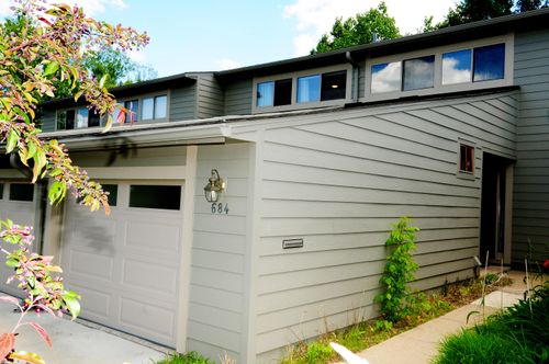 684 Peninsula Ct, Ann Arbor, MI, 48105-2506 | Card Image