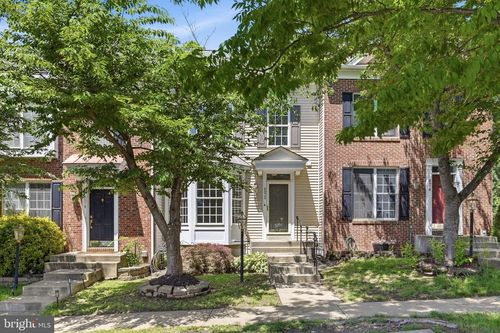8972 Benchmark Ln, BRISTOW, VA, 20136-5779 | Card Image