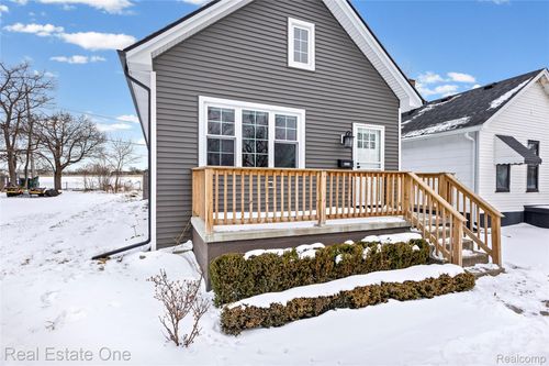 2824 Williams St, Detroit, MI, 48216-1051 | Card Image