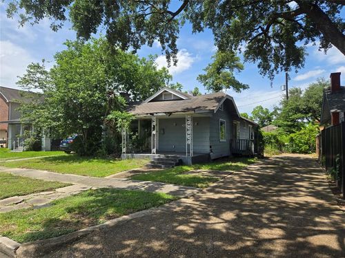 4209 Bell St, Houston, TX, 77023-1703 | Card Image