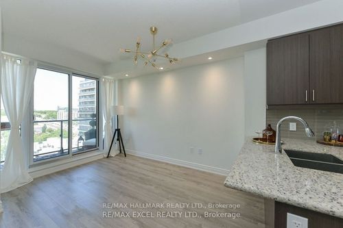 1011-9618 Yonge St, Richmond Hill, ON, L4C0X5 | Card Image