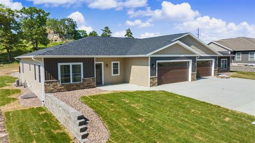 W7676 Castle Mound Rd, Holmen, WI, 54636-9264 | Card Image