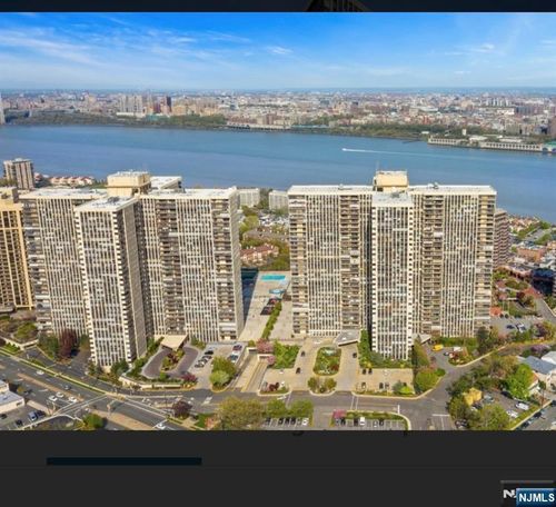 200 Winston, Cliffside Park, NJ, 07010 | Card Image