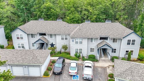 d102-33020 10th Ave Sw, Federal Way, WA, 98023-5052 | Card Image