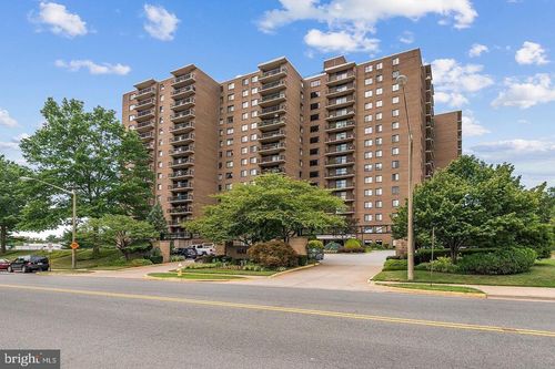 1513-200 N Pickett St, ALEXANDRIA, VA, 22304-2127 | Card Image