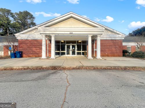 2605 Ben Hill Road, atlanta, GA, 30344 | Card Image