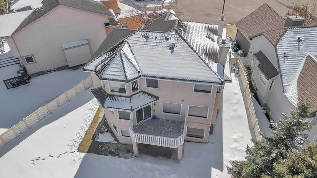 121 Patterson Mount Sw, House other with 5 bedrooms, 4 bathrooms and 4 parking in Calgary AB | Image 45