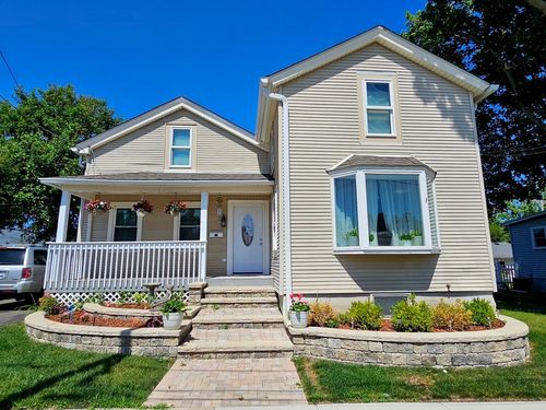121 N Governor St, Sycamore, IL, 60178-1550 | Card Image