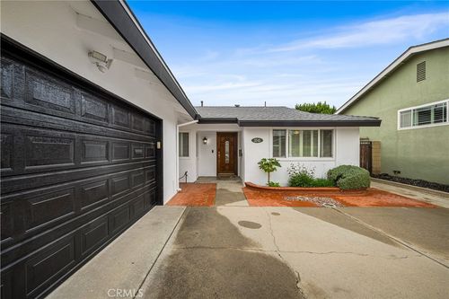 3541 Fela Ave, Long Beach, CA, 90808-3212 | Card Image