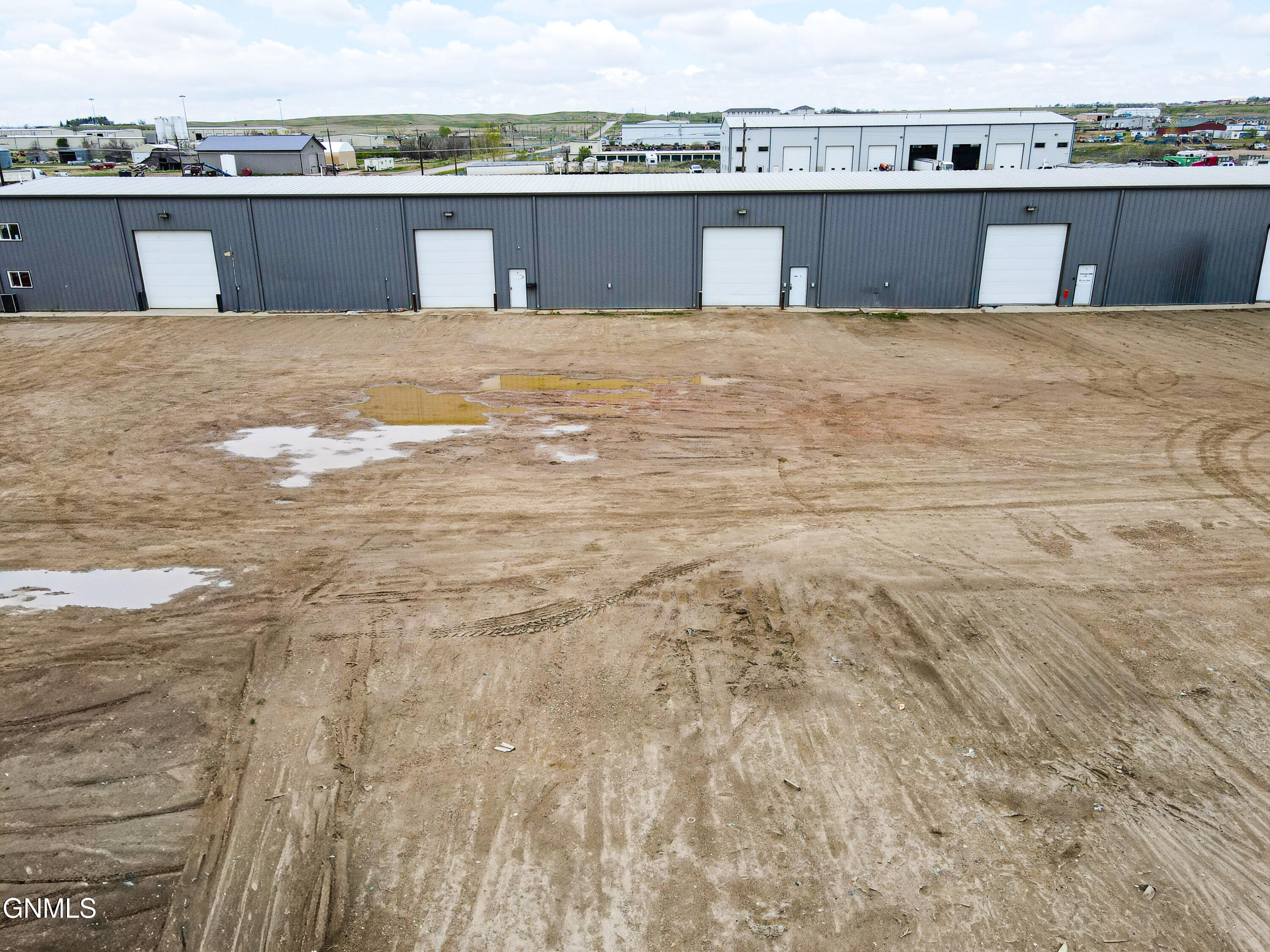 Commercial Lease in Williston