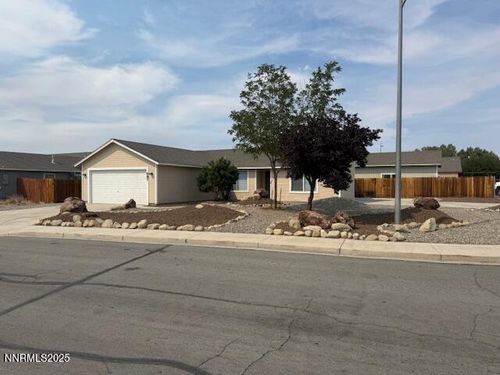 687 Jennys Ln, Fernley, NV, 89408-9390 | Card Image
