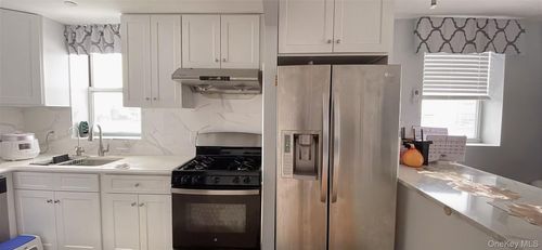 10b-14326 41st Ave, Flushing, NY, 11355-1807 | Card Image