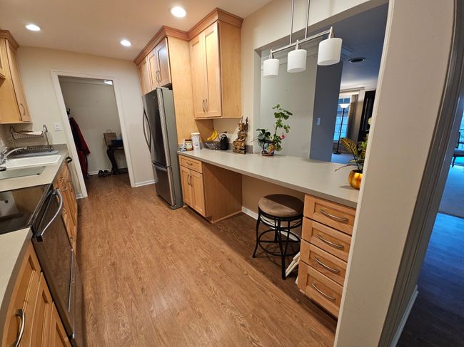 Breakfast Bar Loads of Cabinetry | Image 7