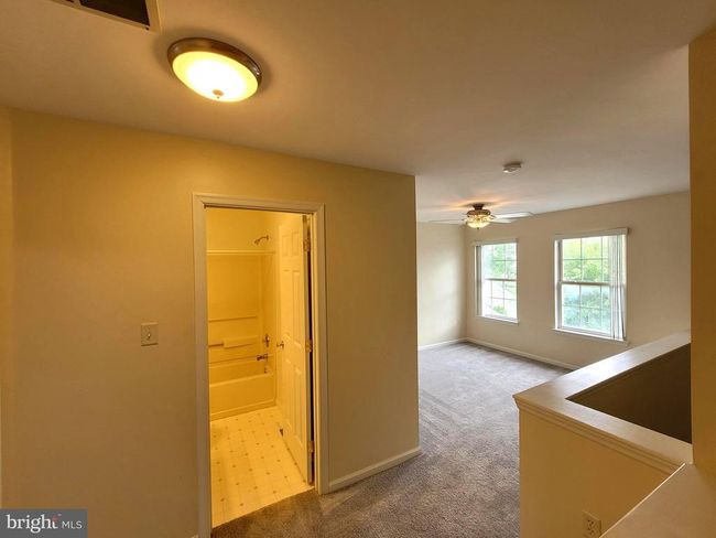 128 Hickory Ln, Townhouse with 3 bedrooms, 3 bathrooms and null parking in WYOMISSING PA | Image 13