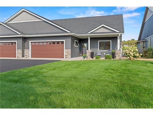 3563 Newcastle Dr, River Falls, WI, 54022-4439 | Card Image