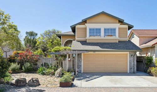 123 Presidio Ave, Half Moon Bay, CA, 94019 | Card Image
