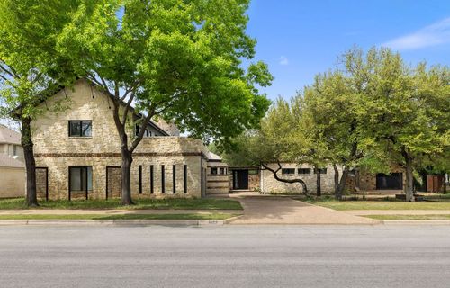 412 Champions Dr, Georgetown, TX, 78628-1182 | Card Image