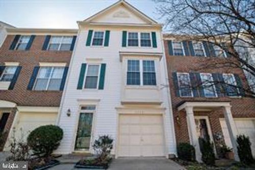 6348 Dakine Cir, SPRINGFIELD, VA, 22150-1194 | Card Image