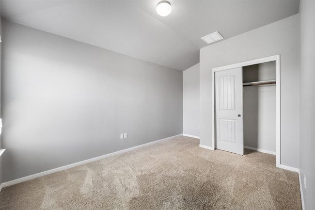 Upstairs bedroom | Image 20