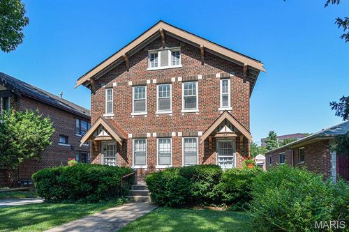 1071 Terrace Dr, Saint Louis, MO, 63117-1332 | Card Image