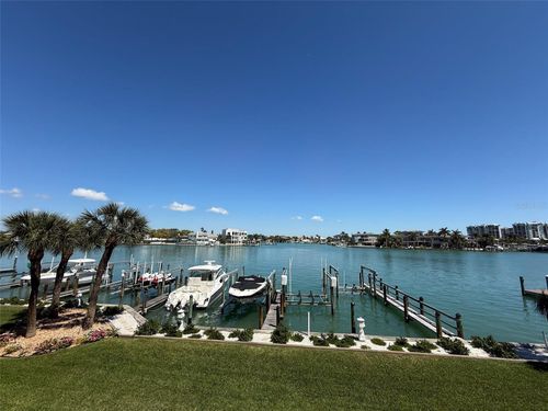 10067 Gulf Boulevard, TREASURE ISLAND, FL, 33706 | Card Image