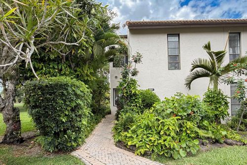 apt-500-956 Mockingbird Ln, Plantation, FL, 33324-3441 | Card Image