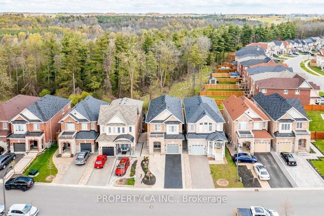 37 Upper Canada Crt, House other with 4 bedrooms, 3 bathrooms and 2 parking in Georgetown ON | Image 31